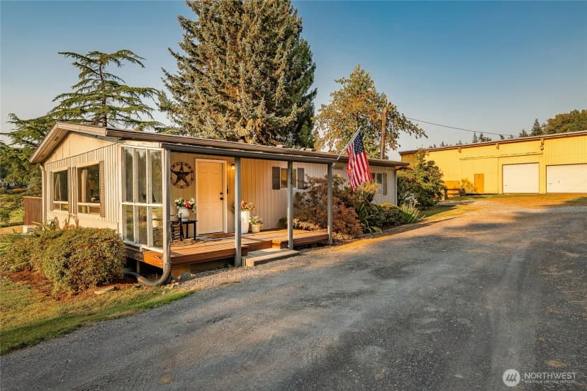 Property photo for 1494 Van Wyck Road, Bellingham