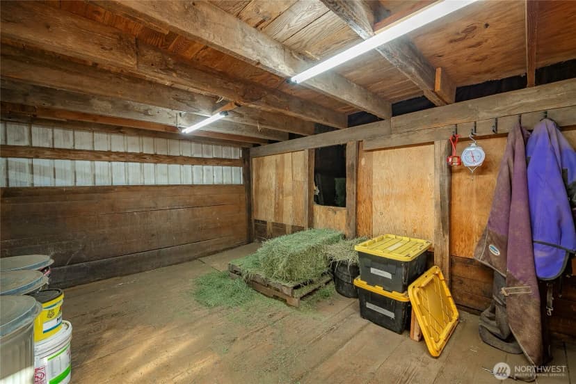 Property photo for 1494 Van Wyck Road, Bellingham photo 25