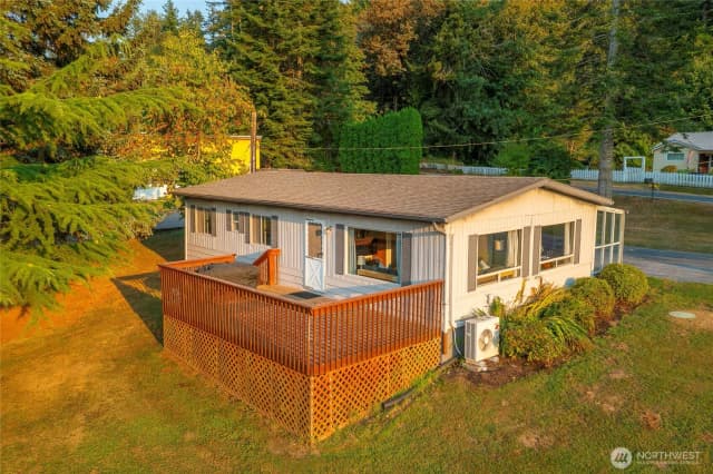 Property photo for 1494 Van Wyck Road, Bellingham photo 2