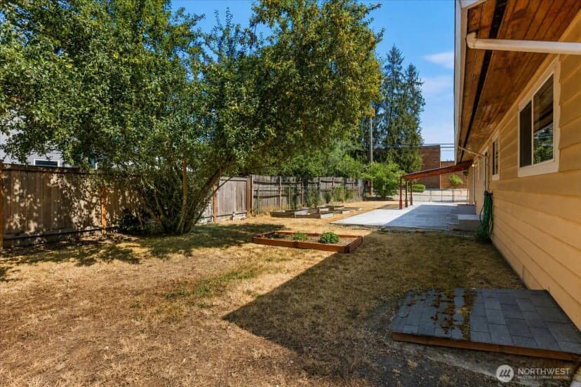 Property photo for 2352 N 188th Street, Shoreline photo 26