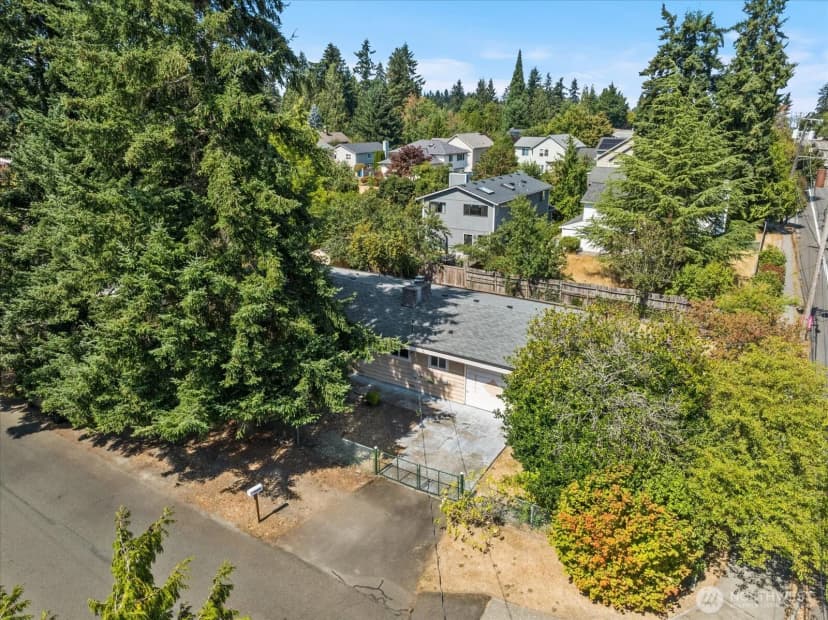 Property photo for 2352 N 188th Street, Shoreline photo 39