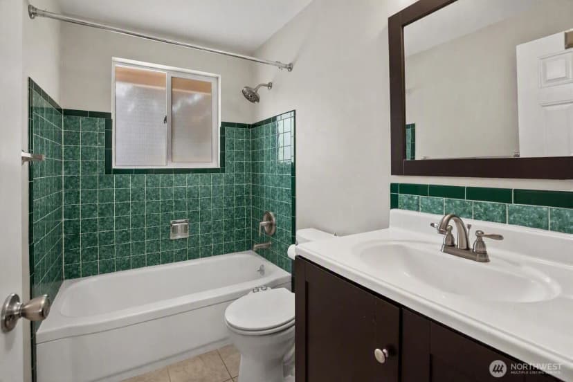 Property photo for 2352 N 188th Street, Shoreline photo 13