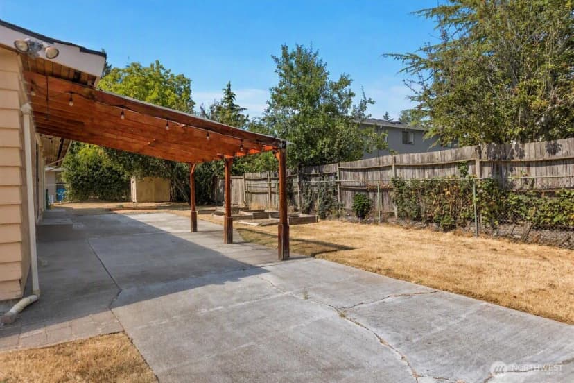 Property photo for 2352 N 188th Street, Shoreline photo 25
