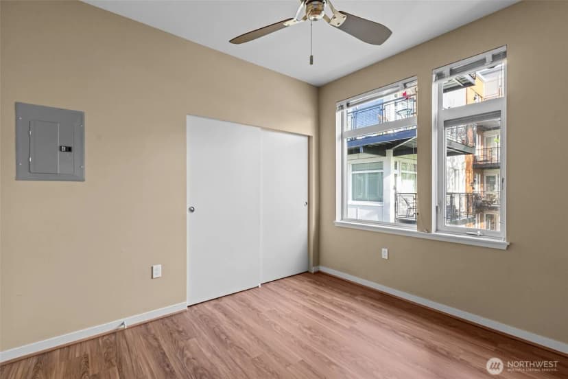 Property photo for 15100 6th Avenue Sw #518, Burien photo 14