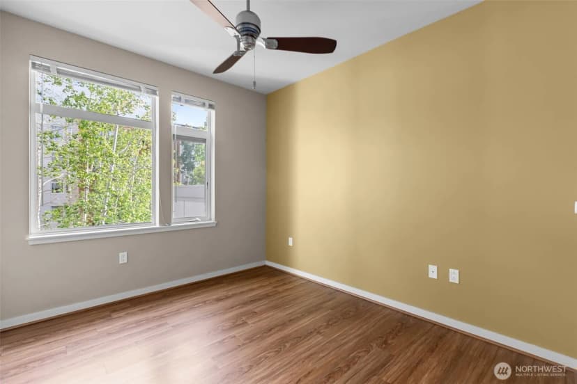 Property photo for 15100 6th Avenue Sw #518, Burien photo 11