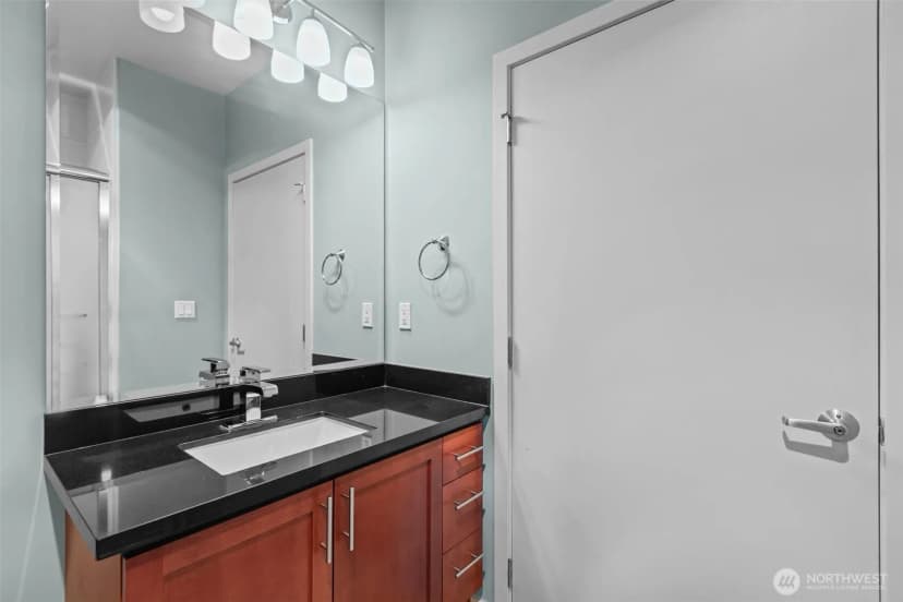Property photo for 15100 6th Avenue Sw #518, Burien photo 15