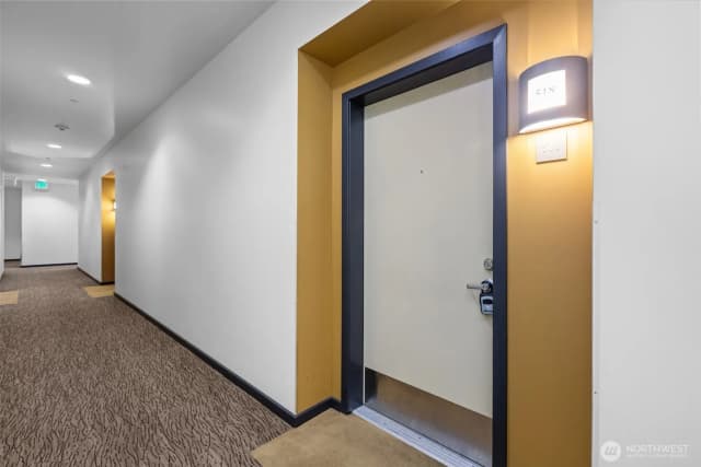 Property photo for 15100 6th Avenue Sw #518, Burien photo 2