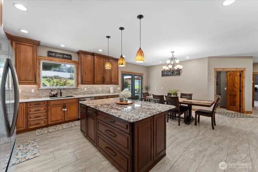 Property photo for 471 N Iowa Avenue, East Wenatchee photo 13