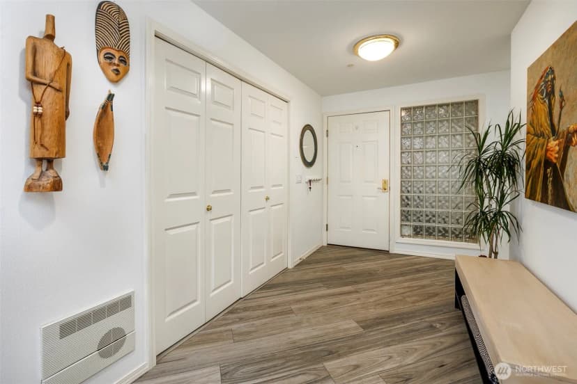 Property photo for 1550 Alki Avenue Sw #300, Seattle photo 6