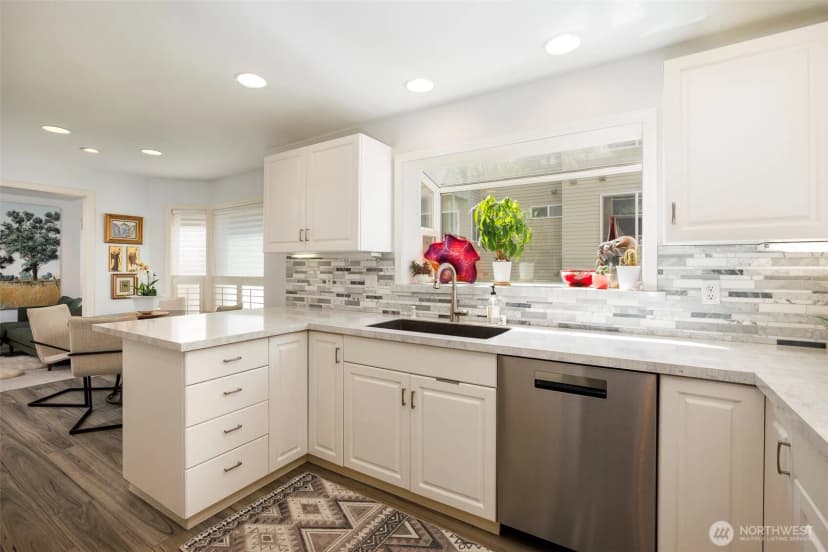 Property photo for 1550 Alki Avenue Sw #300, Seattle photo 14