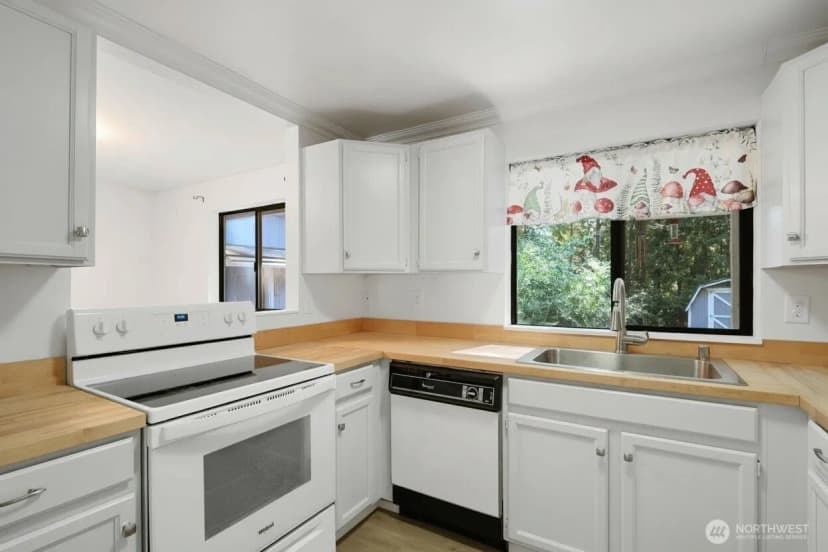 Property photo for 620 E Aycliffe Drive, Shelton photo 10