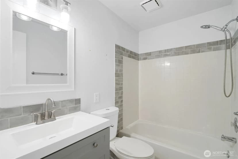 Property photo for 620 E Aycliffe Drive, Shelton photo 23