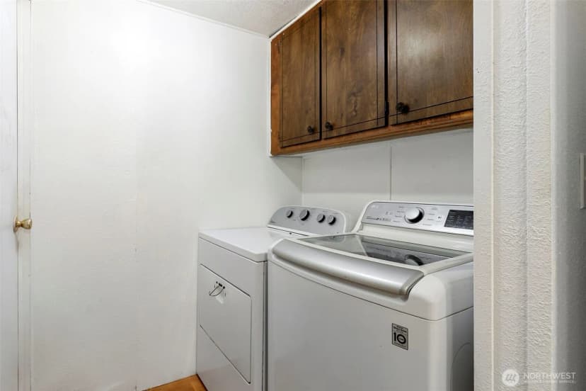 Property photo for 650 W Griffiths Lane, Seabeck photo 15