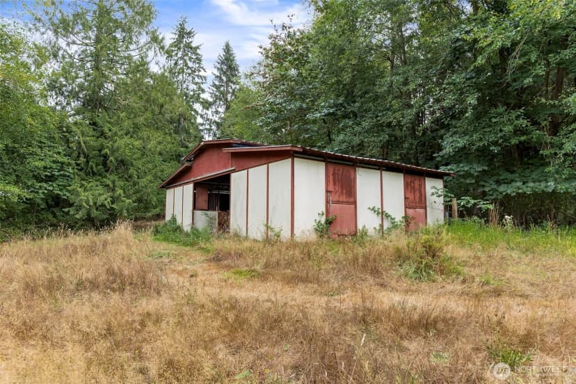 Property photo for 650 W Griffiths Lane, Seabeck photo 37