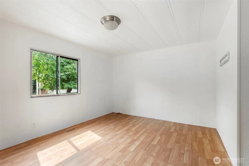 Property photo for 650 W Griffiths Lane, Seabeck photo 24