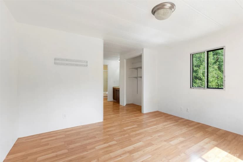 Property photo for 650 W Griffiths Lane, Seabeck photo 23