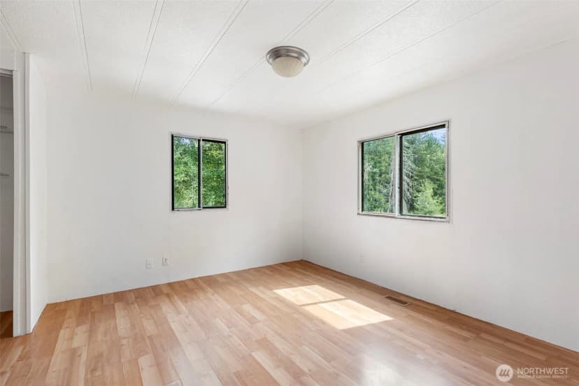 Property photo for 650 W Griffiths Lane, Seabeck photo 22