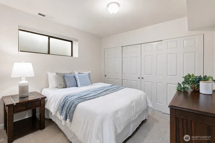 Property photo for 2053 E Beaver Lake Drive Se, Sammamish photo 38