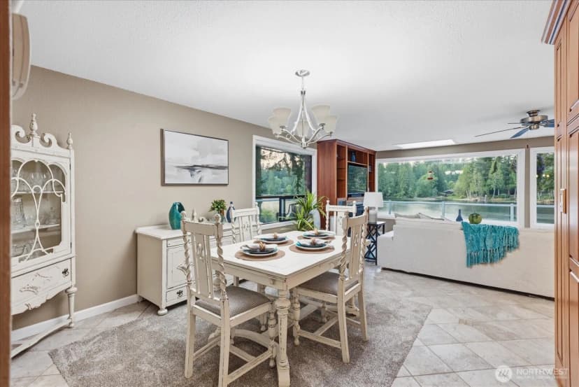 Property photo for 2053 E Beaver Lake Drive Se, Sammamish photo 22
