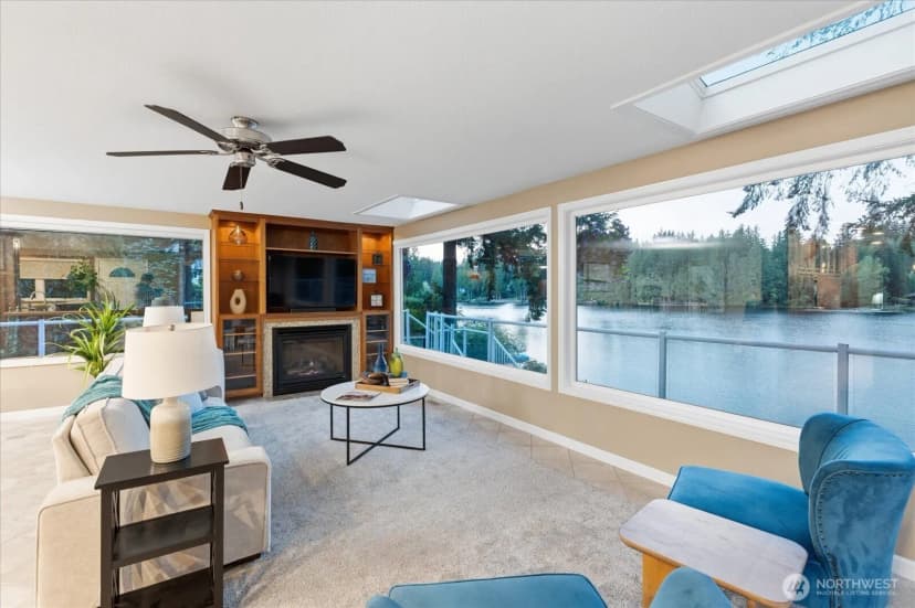 Property photo for 2053 E Beaver Lake Drive Se, Sammamish photo 13
