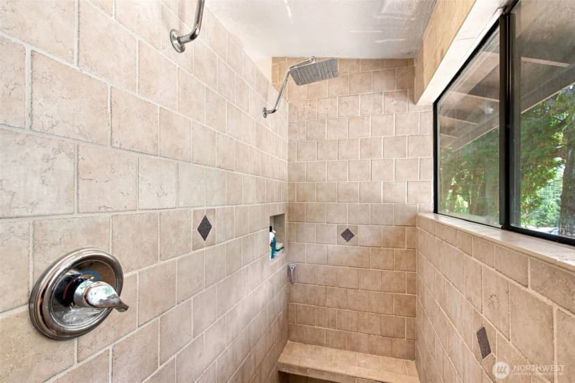 Property photo for 6087 Sunset Ave Ne, Bremerton photo 21