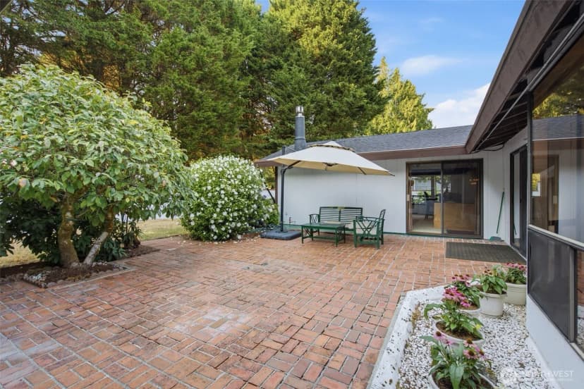 Property photo for 6087 Sunset Ave Ne, Bremerton photo 5