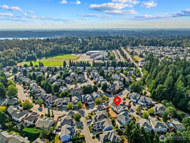 Property photo for 17301 Se 185th Street, Renton photo 2