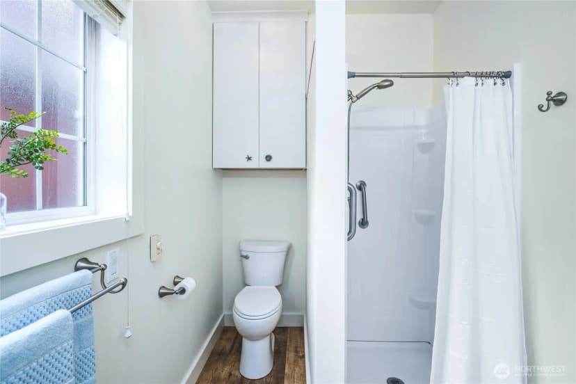 Property photo for 1517 6th Street, Anacortes photo 13