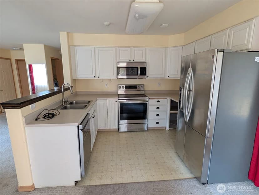 Property photo for 643 W Horton Way #131, Bellingham photo 2