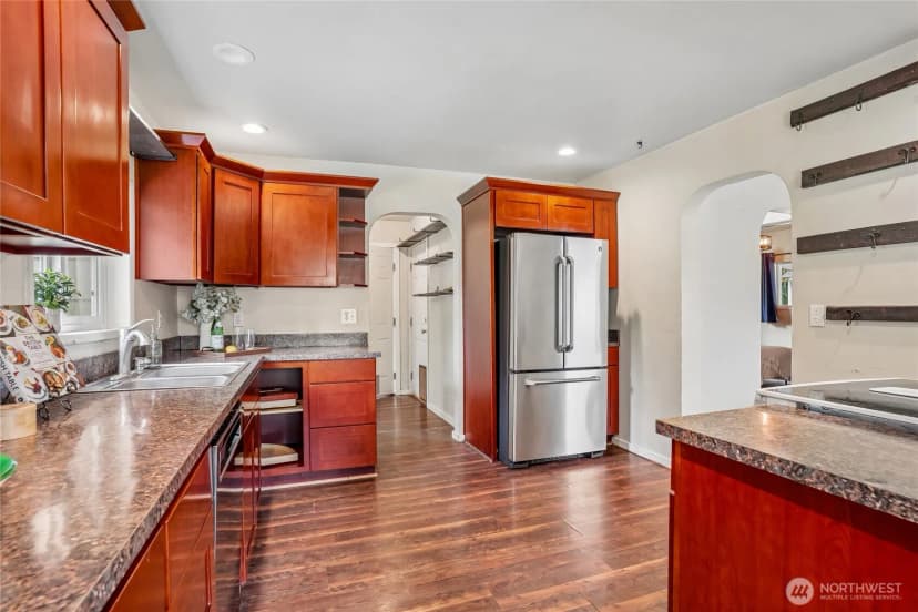 Property photo for 6605 Sidney Road Sw, Port Orchard photo 9