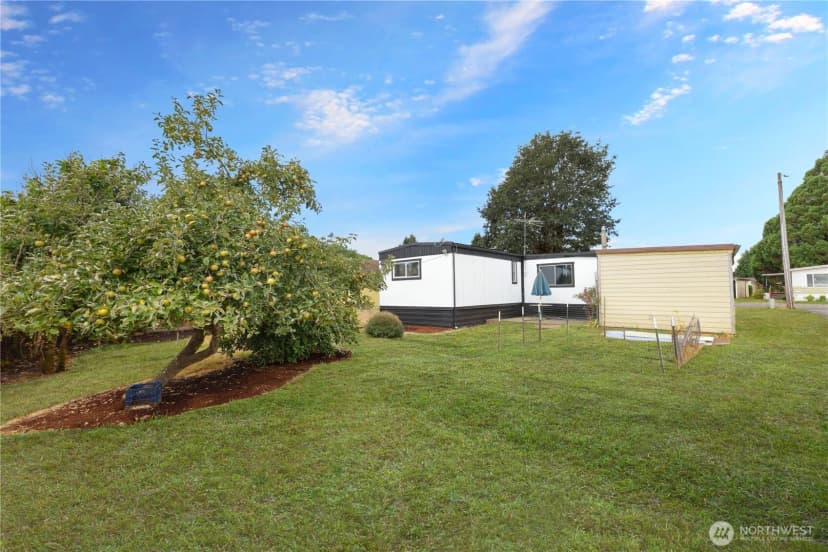 Property photo for 3516 Harrison Avenue #e, Centralia photo 32