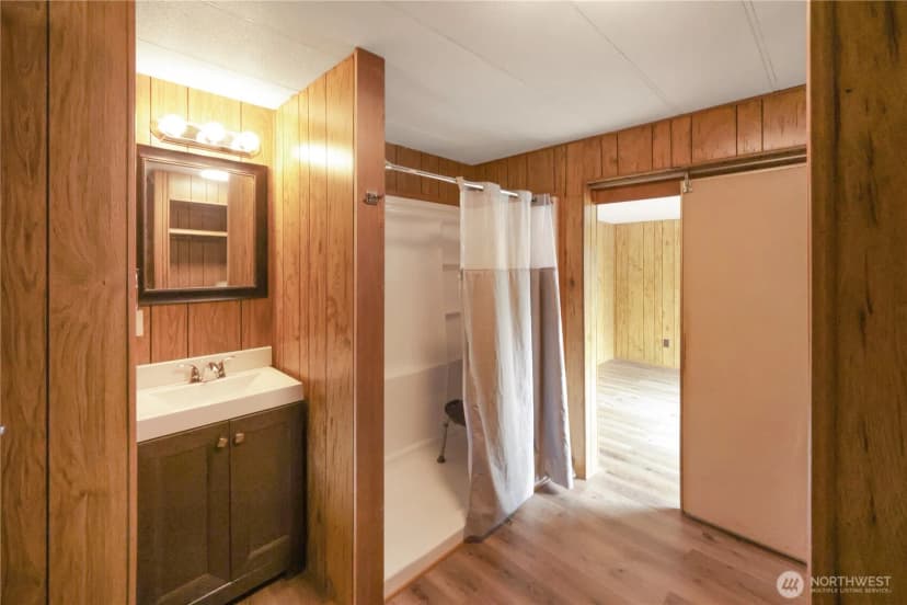 Property photo for 3516 Harrison Avenue #e, Centralia photo 24