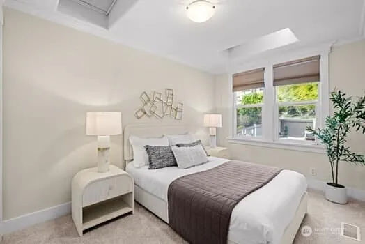 Property photo for 324 27th Avenue E, Seattle photo 18