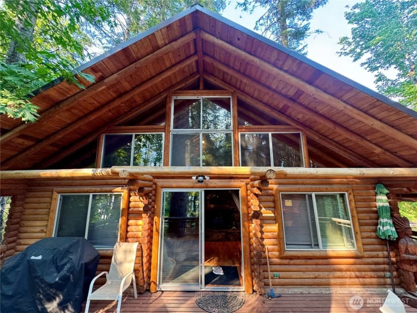 Property photo for 17792 North Shore Drive, Leavenworth photo 2