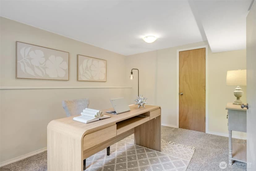 Property photo for 136 128th Avenue Ne, Bellevue photo 27