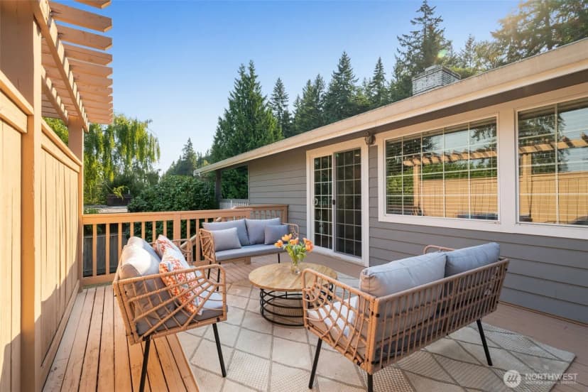 Property photo for 136 128th Avenue Ne, Bellevue photo 33
