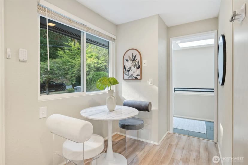 Property photo for 136 128th Avenue Ne, Bellevue photo 13