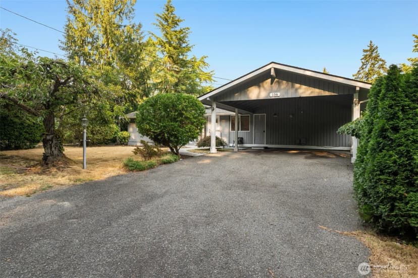 Property photo for 136 128th Avenue Ne, Bellevue photo 37