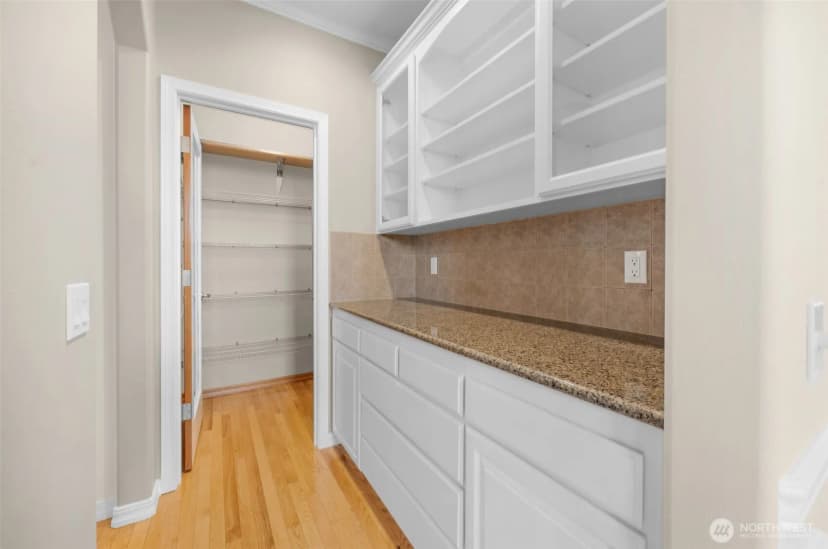 Property photo for 21321 37th Avenue Se, Bothell photo 18