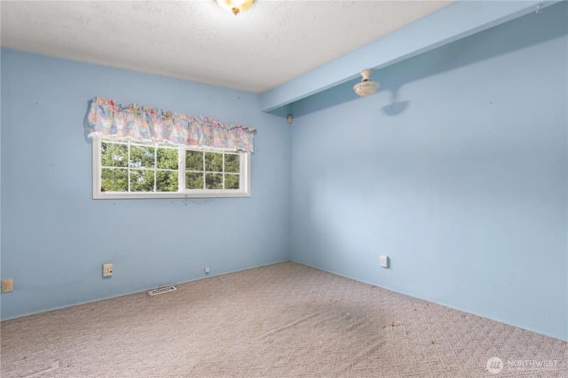Property photo for 2317 179th Avenue E, Lake Tapps photo 24
