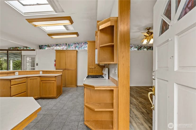 Property photo for 2317 179th Avenue E, Lake Tapps photo 9