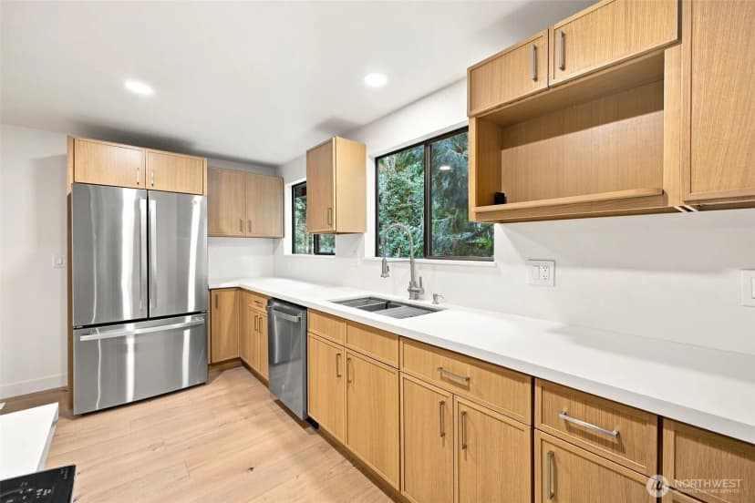 Property photo for 25529 Se 159th Street, Issaquah photo 12