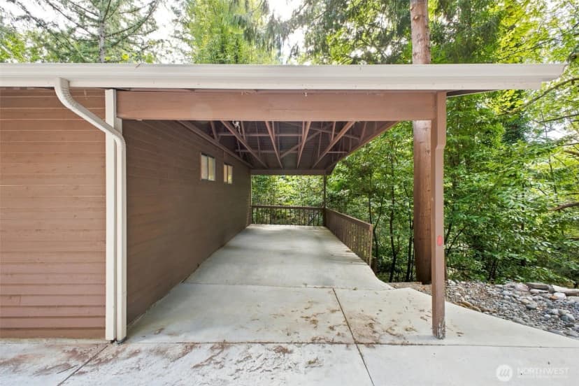 Property photo for 25529 Se 159th Street, Issaquah photo 34