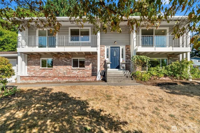 Property photo for 14130 128th Avenue Ne, Kirkland photo 3