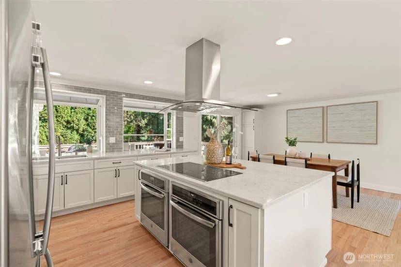 Property photo for 14130 128th Avenue Ne, Kirkland photo 6