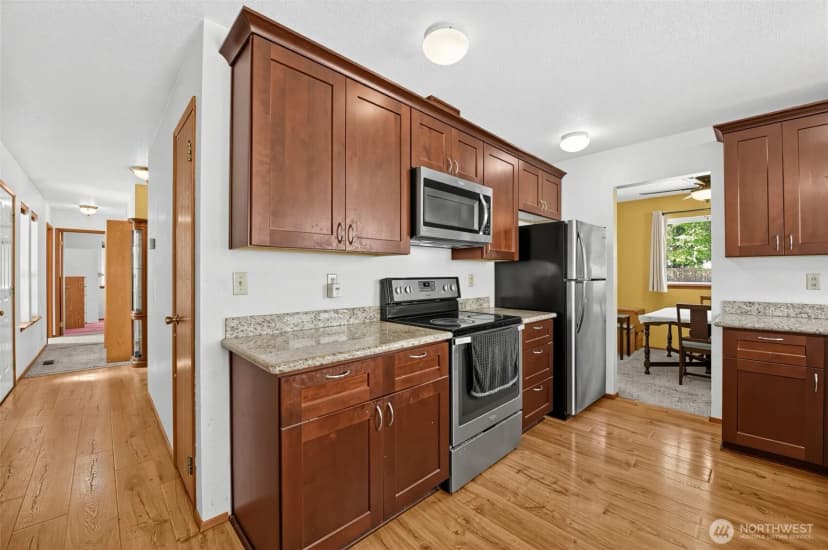 Property photo for 20901 116th Street E, Bonney Lake photo 12