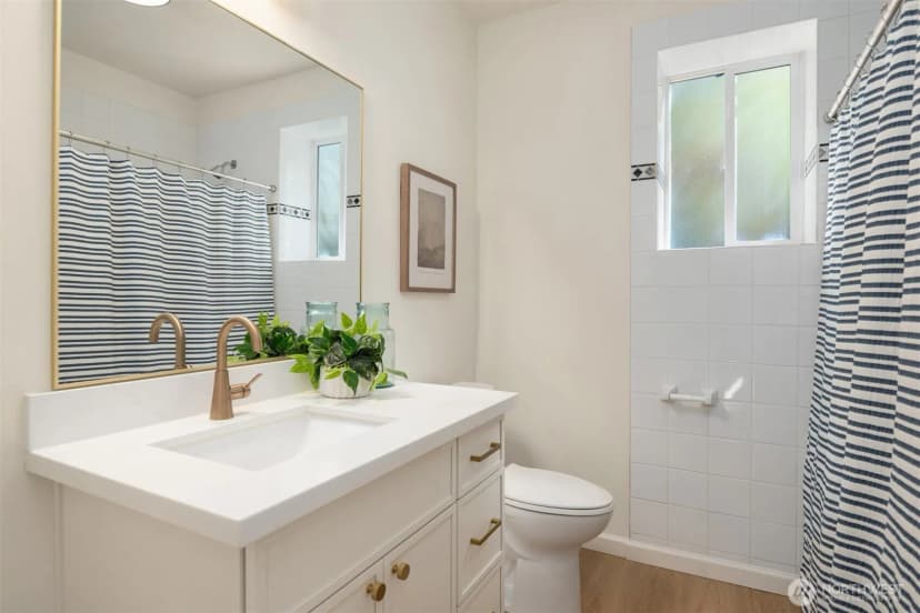 Property photo for 6516 24th Avenue Sw, Seattle photo 20