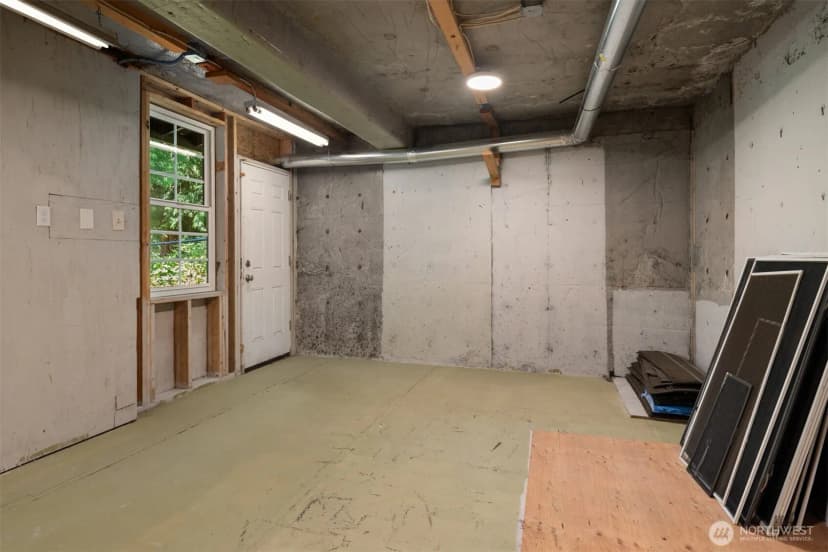 Property photo for 6516 24th Avenue Sw, Seattle photo 34