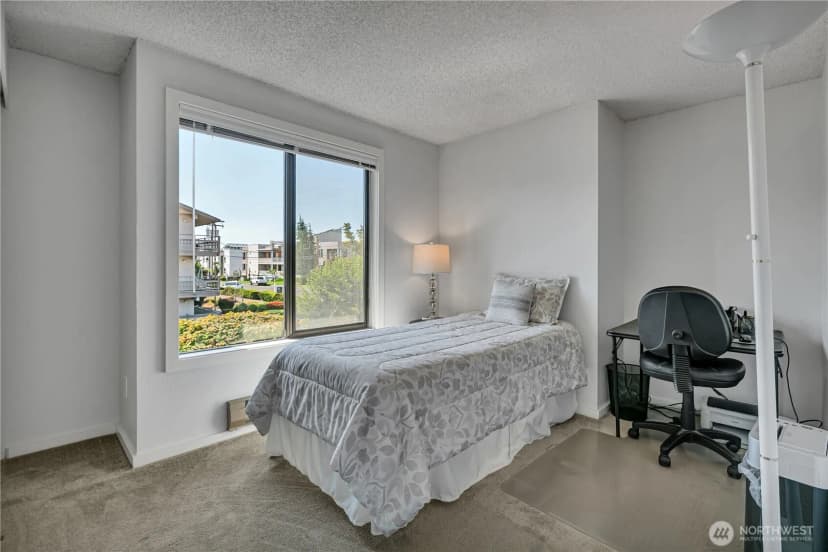 Property photo for 22352 6th Avenue S #2, Des Moines photo 31