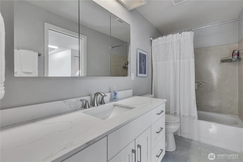 Property photo for 22352 6th Avenue S #2, Des Moines photo 30